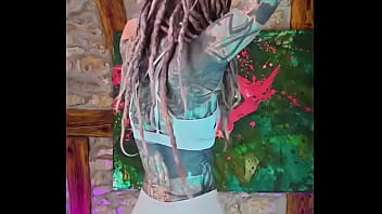 Do you like my outfit heart if you like it comment if you want to see me making yoga in itshare if you want me