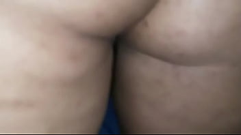 Husband films cumshot while inseminating his wife