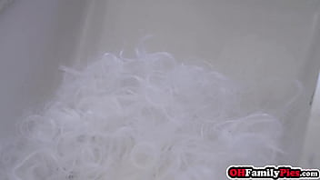 Sexy stepmom swallowed big cock and got surprised with hardcore pussy fucking