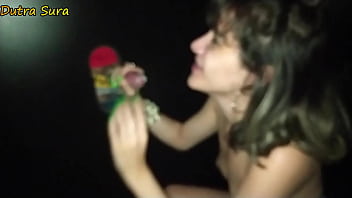 Dei para vários pelo buraco da cabine gloy hole até o ultimo entrar e me dar banho de porra