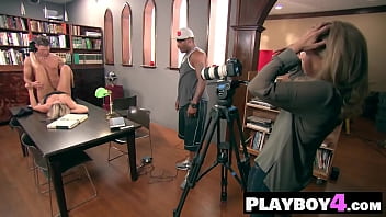 Sexy babe enjoyed cock sucking