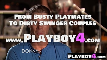 Sexy babe enjoyed cock sucking