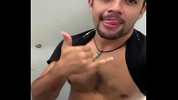 A carinha dele com minha pica na boca é a coisa mais linda he looks so cute with cock on his month