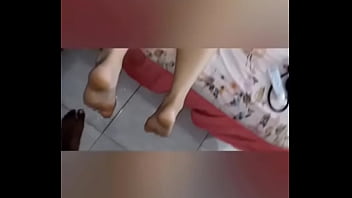 Casal amador experimenta o prazer do sexo anal