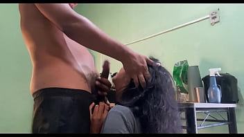 My husband fucked me while i was cleaning the house