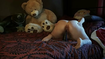 Sexy bbw asshole training on christmas