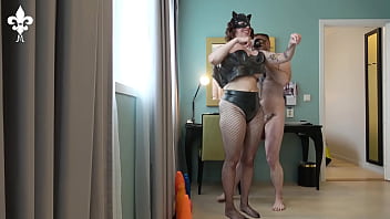 Dressing the mistress and shining her latex