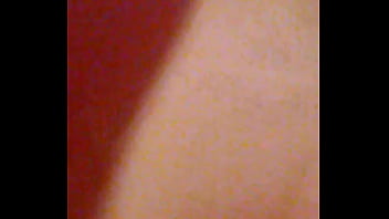 Comendo a coroa rabuda