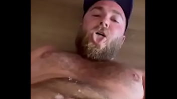 Who’s betting on a white christmas ️️