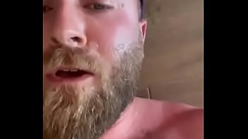 Who’s betting on a white christmas ️️