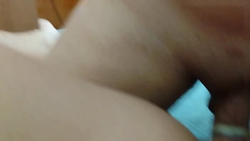 Meti gostoso e gozei um litro de porra na buceta da minha tia