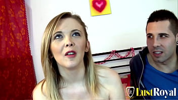 Luscious hottie shows off her curves before having sex