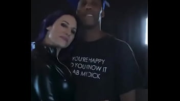 Met cuckoldressv at splash holy fuck she's sexy and her ass is hidden she couldn't even find it lmaooooo bullsandqueens