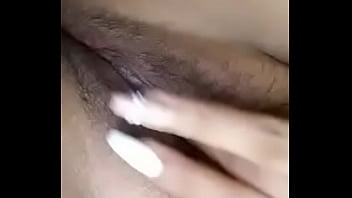 Isabel from kik playing with her hairy pussy