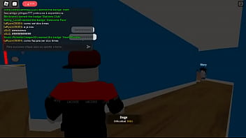 Mulher sendo comida em um lugar escondido ela não sabia que estava sendo assediada vídeo foi gravado em 2022