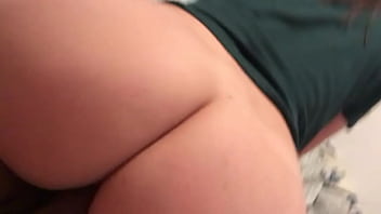 White girl rides dick