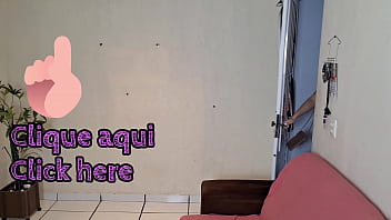 Onde pensa que vai vestida assim