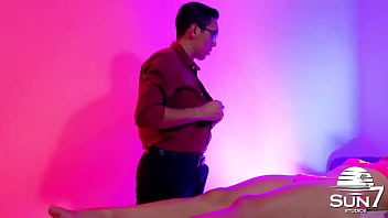 Fodi a buceta da cliente novinha que queria massagem