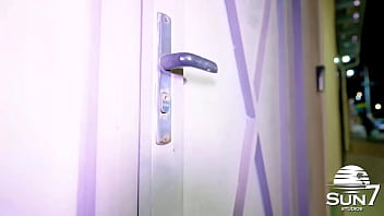 Fodi a buceta da cliente novinha que queria massagem