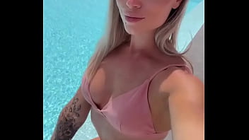 Nonton Bagno Nuda In Piscina? ?? thumbnail