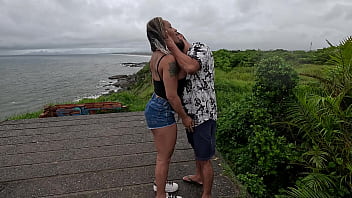 Tesão na fodemos a amiga no mato e a nicoly tirou leitinho de um cara