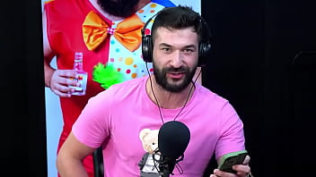 Olha só o que ela quer falar para você