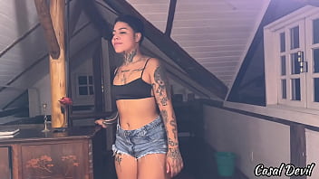 Fudendo com duas amigas da minha namorada