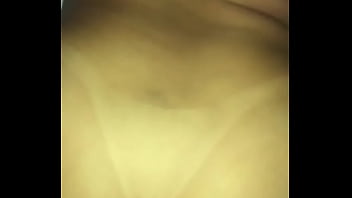 Esposa se divertindo