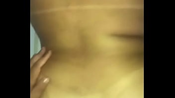 Esposa se divertindo