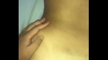 Esposa se divertindo