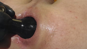 Round Buttplug Gaping thumbnail