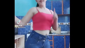 Culona bailando