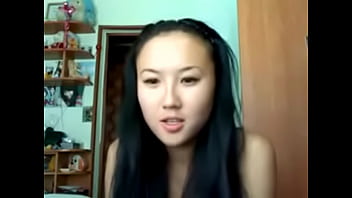 Sexy lil asian dancer