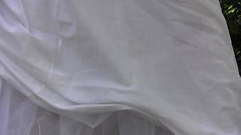 Wife masturbate on a tree