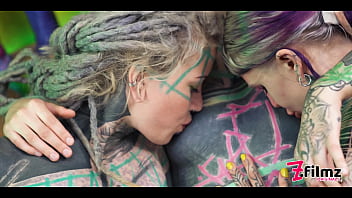 Tattoo lesbian girls cum play with fantasy dildo in pussy anal fun ass to mouth sextoy masturbation