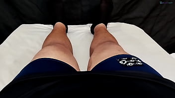 Flagrei minha esposa usando brinquedo pra se masturbar porque meu pau é pequeno mas ela chupa gostoso e adora meu gozo