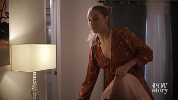 Apovstory catching her in a lie