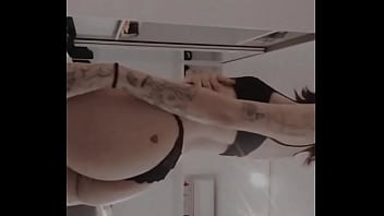 Oi moh passando aqui pra avisar que eu estou fazendo live no câmera privê todo dia