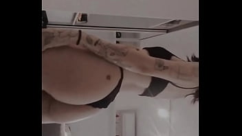 Oi moh passando aqui pra avisar que eu estou fazendo live no câmera privê todo dia