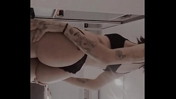 Oi moh passando aqui pra avisar que eu estou fazendo live no câmera privê todo dia