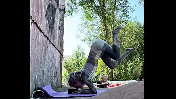 What a training…bitten by a wasp in the middle finger i think it’s a sign to rise the middle finger more often