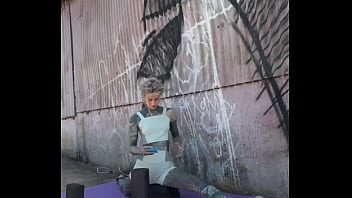 What a training…bitten by a wasp in the middle finger i think it’s a sign to rise the middle finger more often