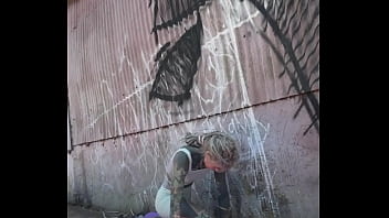 What a training…bitten by a wasp in the middle finger i think it’s a sign to rise the middle finger more often