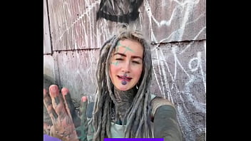 What a training…bitten by a wasp in the middle finger i think it’s a sign to rise the middle finger more often