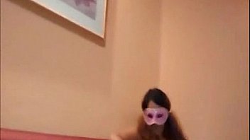 Grabando a mi amiga mientras se masturba