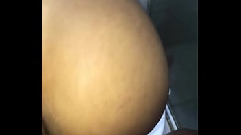 Não aguentei e meti na pele na gostosa da bunda linda