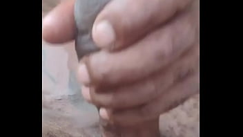 Quero ver quem engole meu pau até chegar nas bolamas não pode raspar os dentes na picame encontra na festa fckpartybr