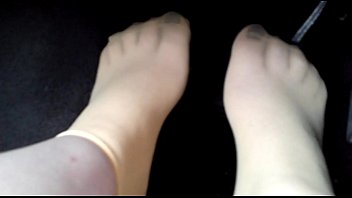 Hammer geile duft füße in strumpfhose mit mega sexy zehen