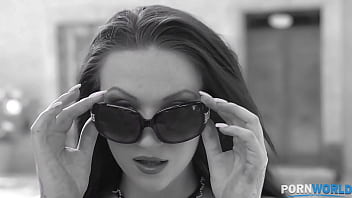 Big tits in harmony gorgeous babe fingers her wet cunny