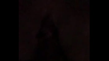 Dándole duro en el totito